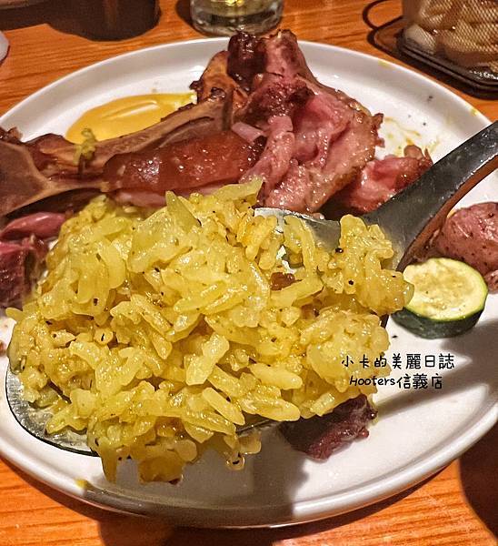 (遠百信義A13美食)Hooters美式餐廳(信義店)/(完 (遠百信義A13美食)Hooters美式餐廳(信義店)/(完