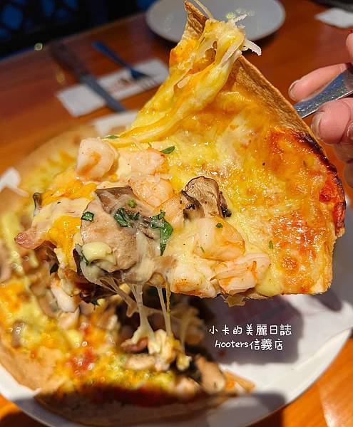 (遠百信義A13美食)Hooters美式餐廳(信義店)/(完 (遠百信義A13美食)Hooters美式餐廳(信義店)/(完