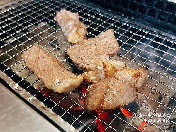 日本高山飛驒牛餐廳推薦【山武商店】直營牧場的燒肉+涮涮鍋,飛