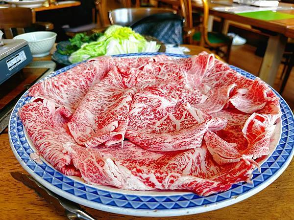 日本高山飛驒牛餐廳推薦【山武商店】直營牧場的燒肉+涮涮鍋,飛