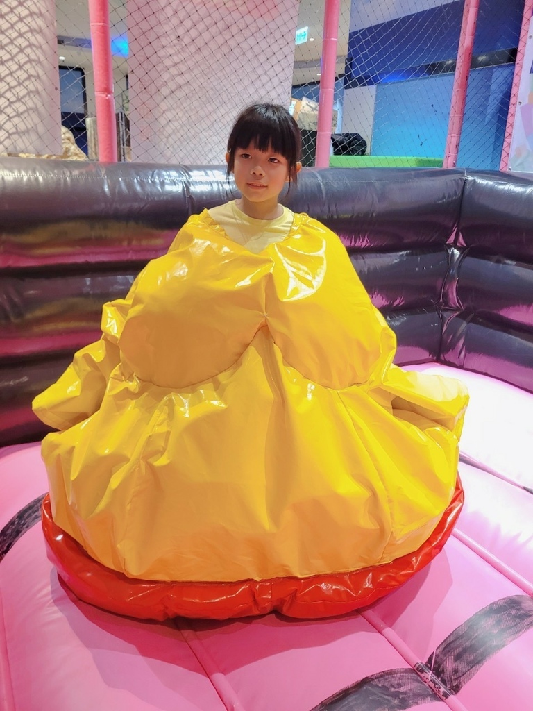 ♥【宜蘭。蘇澳】空氣島彈跳工廠 彈跳床 碰碰車 空氣槍 電玩 ♥【宜蘭。蘇澳】空氣島彈跳工廠 彈跳床 碰碰車 空氣槍 電玩