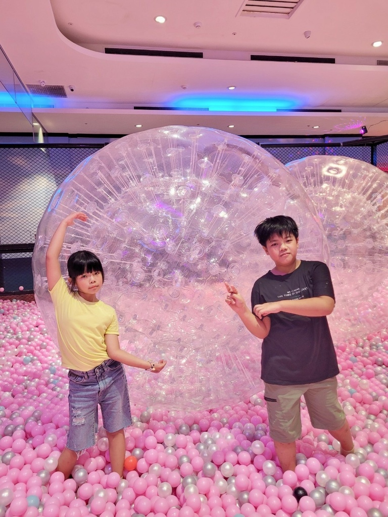 ♥【宜蘭。蘇澳】空氣島彈跳工廠 彈跳床 碰碰車 空氣槍 電玩 ♥【宜蘭。蘇澳】空氣島彈跳工廠 彈跳床 碰碰車 空氣槍 電玩