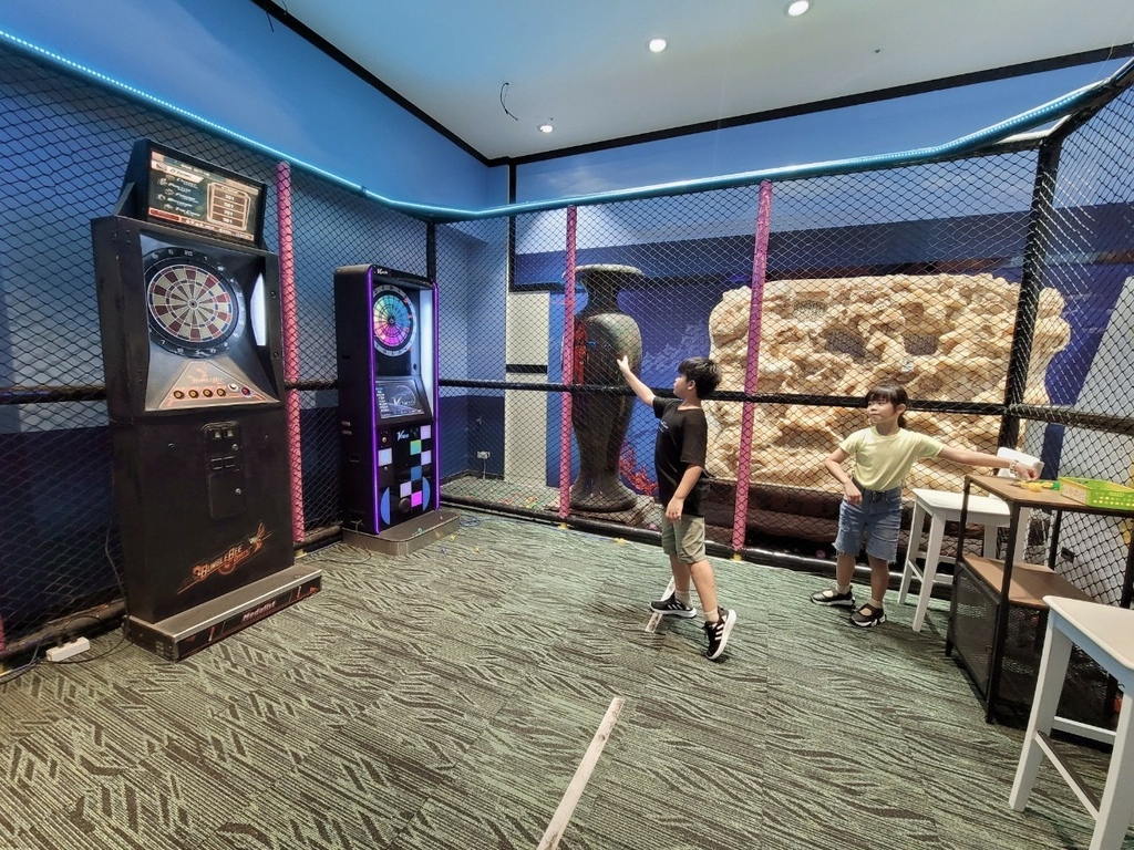 ♥【宜蘭。蘇澳】空氣島彈跳工廠 彈跳床 碰碰車 空氣槍 電玩 ♥【宜蘭。蘇澳】空氣島彈跳工廠 彈跳床 碰碰車 空氣槍 電玩