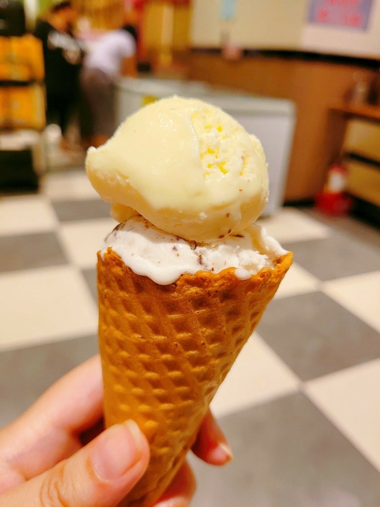 ♥【宜蘭。蘇澳】空氣島彈跳工廠 彈跳床 碰碰車 空氣槍 電玩 ♥【宜蘭。蘇澳】空氣島彈跳工廠 彈跳床 碰碰車 空氣槍 電玩