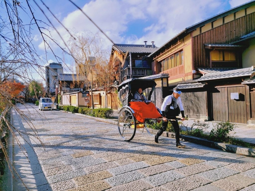 ♥【日本。京都】芋ぴっぴ京都祇園店 極蜜地瓜甜點+白川巽橋+