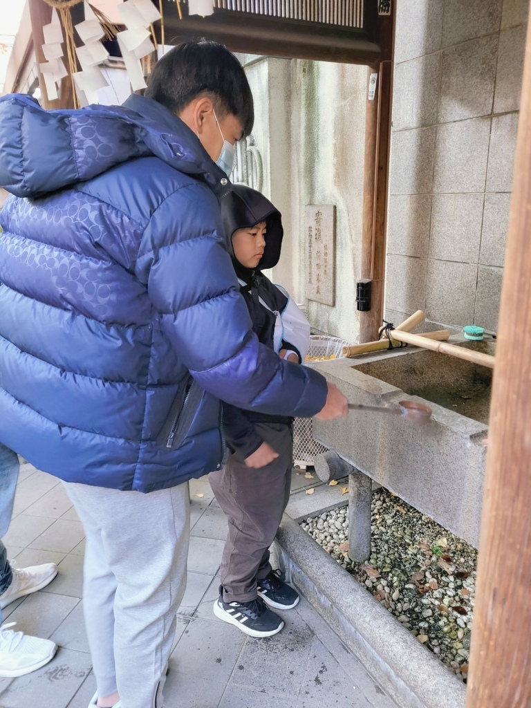 ♥【日本。大阪】難波八阪神社 超巨大開嘴石獅造型 可愛小神社