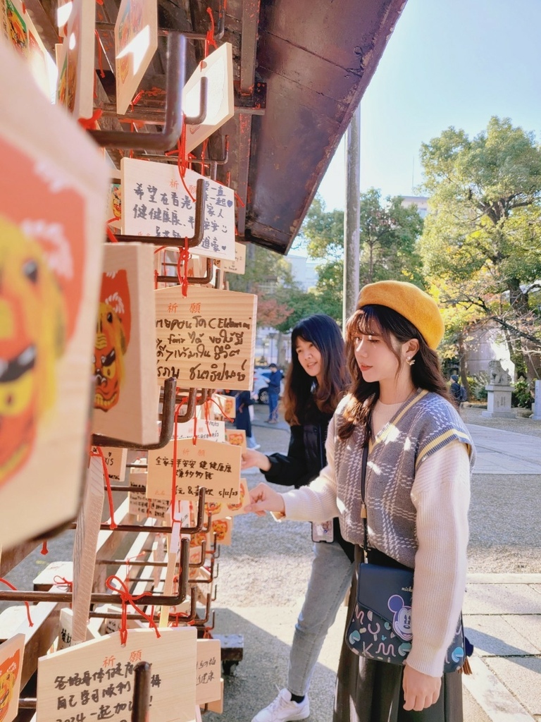 ♥【日本。大阪】難波八阪神社 超巨大開嘴石獅造型 可愛小神社