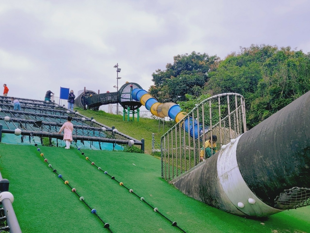 ♥【基隆。暖暖】隆暖東峽谷步道小散步+暖暖運動公園兒童遊戲場