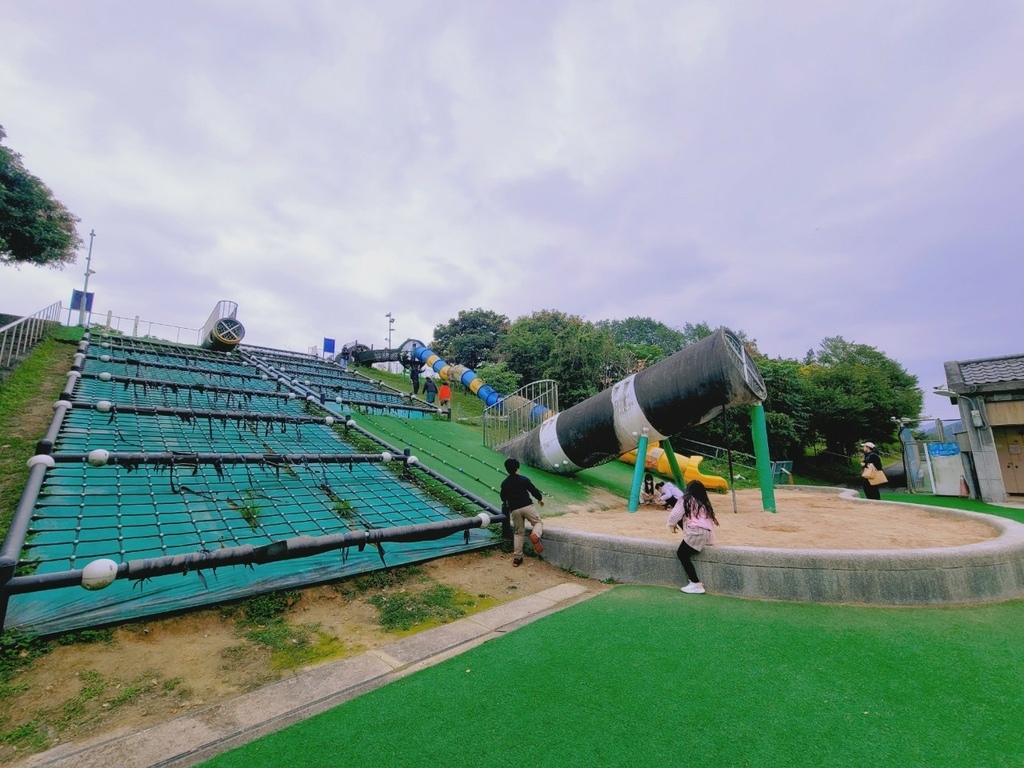 ♥【基隆。暖暖】隆暖東峽谷步道小散步+暖暖運動公園兒童遊戲場