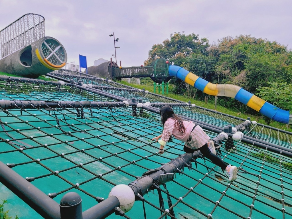 ♥【基隆。暖暖】隆暖東峽谷步道小散步+暖暖運動公園兒童遊戲場