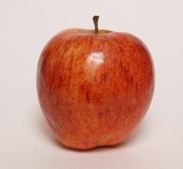 apple-1327446.jpg