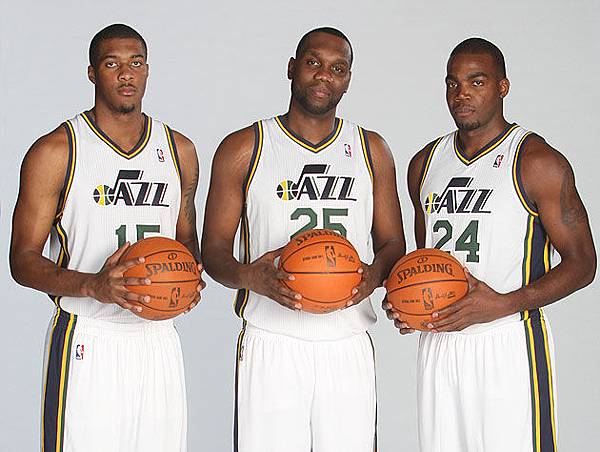 Derrick-Favors-Al-Jefferson-and-Paul-Millsap-stood-tall-in-Utahs-win-over-Phoenix.-Getty-Images Derrick-Favors-Al-Jefferson-and-Paul-Millsap-stood-tall-in-Utahs-win-over-Phoenix.-Getty-Images