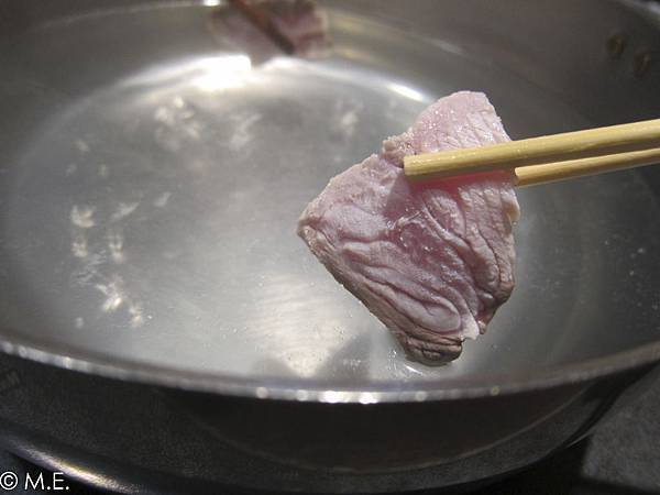 IMG_0637.jpg IMG_0637.jpg