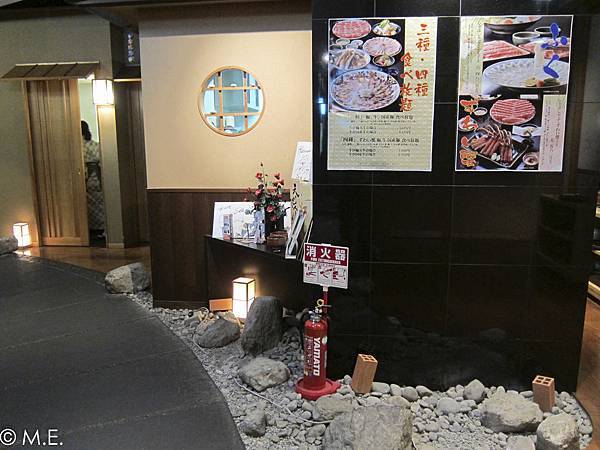 IMG_0677.jpg IMG_0677.jpg