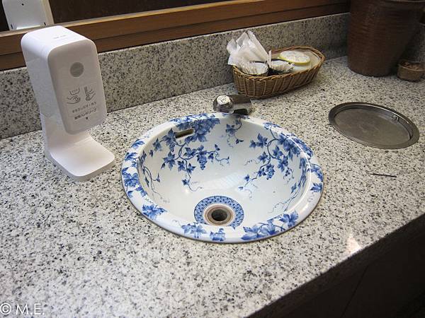 IMG_0674.jpg IMG_0674.jpg