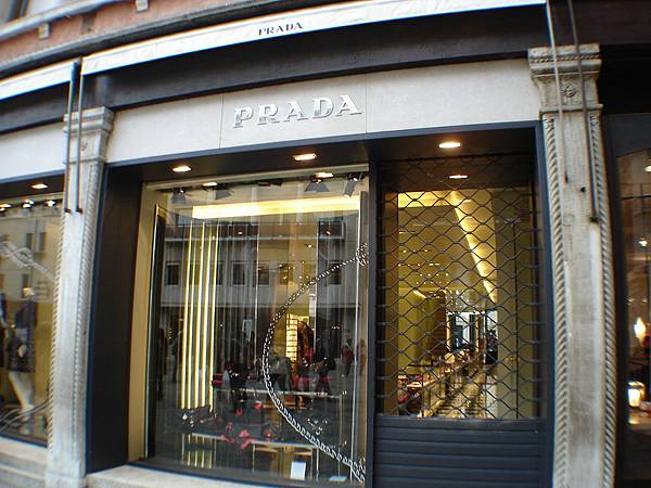 PRADA