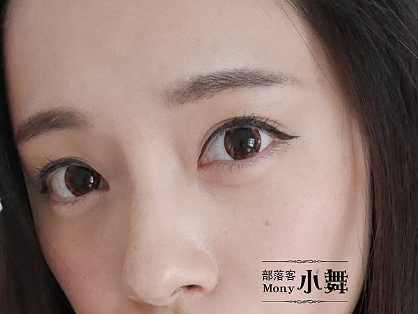 彩妝.打造捲翹睫毛大眼睛的私人小撇步+好產品-deJavu眼線及睫毛膏(邀稿)