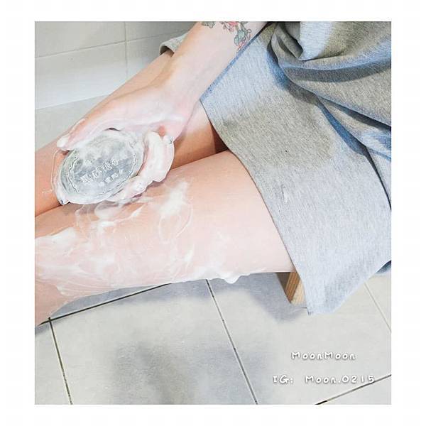 蜂王黑砂糖香皂20.jpg 蜂王黑砂糖香皂20.jpg