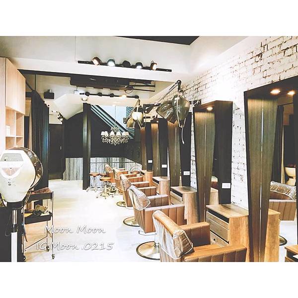 FIN HAIR30.jpg FIN HAIR30.jpg