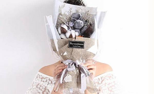 愛禮物 推薦 評價 畢業禮物推薦 娃娃花束 乾燥花束 大學高中研究所 2019禮物清單 創意禮_11.jpg 愛禮物 推薦 評價 畢業禮物推薦 娃娃花束 乾燥花束 大學高中研究所 2019禮物清單 創意禮_11.jpg