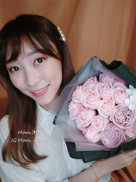 愛禮物 推薦 評價 畢業禮物推薦 娃娃花束 乾燥花束 大學高中研究所 2019禮物清單 創意禮_38.jpg 愛禮物 推薦 評價 畢業禮物推薦 娃娃花束 乾燥花束 大學高中研究所 2019禮物清單 創意禮_38.jpg