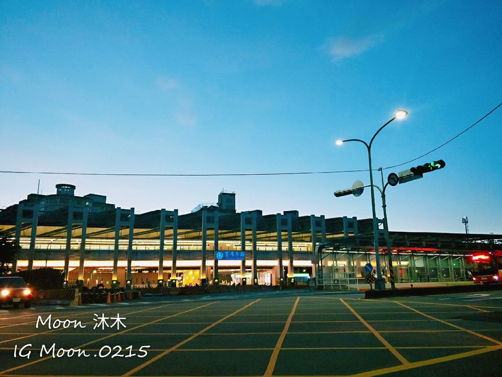 嗑肉石鍋 好吃 評價 菜單 台中豐原 安格斯牛 菲力牛 無毒蝦 霸王牛 龍蝦 和牛 平價火鍋推_1.jpg 嗑肉石鍋 好吃 評價 菜單 台中豐原 安格斯牛 菲力牛 無毒蝦 霸王牛 龍蝦 和牛 平價火鍋推_1.jpg