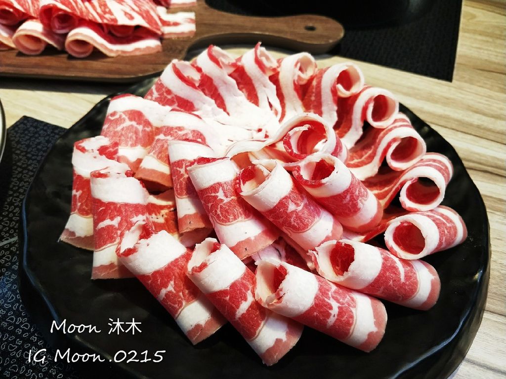 嗑肉石鍋 好吃 評價 菜單 台中豐原 安格斯牛 菲力牛 無毒蝦 霸王牛 龍蝦 和牛 平價火鍋推_13.jpg 嗑肉石鍋 好吃 評價 菜單 台中豐原 安格斯牛 菲力牛 無毒蝦 霸王牛 龍蝦 和牛 平價火鍋推_13.jpg