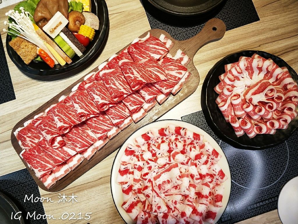 嗑肉石鍋 好吃 評價 菜單 台中豐原 安格斯牛 菲力牛 無毒蝦 霸王牛 龍蝦 和牛 平價火鍋推_22.jpg 嗑肉石鍋 好吃 評價 菜單 台中豐原 安格斯牛 菲力牛 無毒蝦 霸王牛 龍蝦 和牛 平價火鍋推_22.jpg