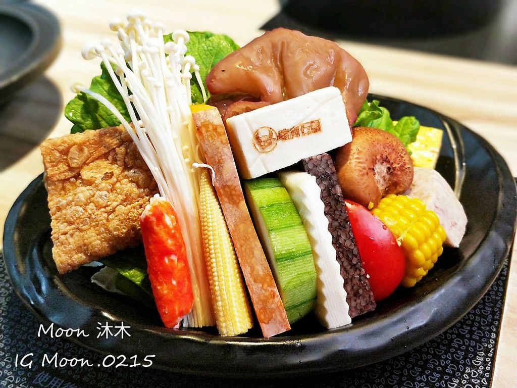 嗑肉石鍋 好吃 評價 菜單 台中豐原 安格斯牛 菲力牛 無毒蝦 霸王牛 龍蝦 和牛 平價火鍋推_37.jpg 嗑肉石鍋 好吃 評價 菜單 台中豐原 安格斯牛 菲力牛 無毒蝦 霸王牛 龍蝦 和牛 平價火鍋推_37.jpg