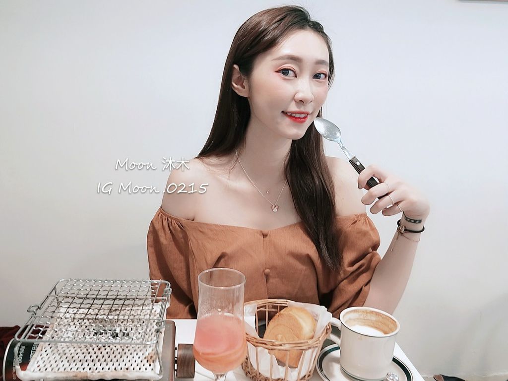 City color 彩妝評價 推薦 絲絨幻彩唇柚 全試色 漸層打亮餅  腮紅 眼影 不掉色口紅推薦_190830_4.jpg