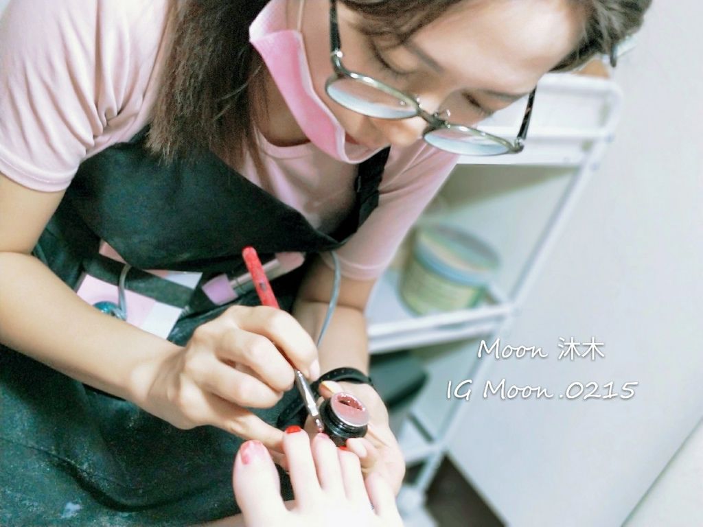 2020 2019 腳指甲 美甲款式推薦 紅色美甲 玫瑰金美甲 渲染貝殼 芙韻美甲 西門町美甲店_190831_5.jpg 2020 2019 腳指甲 美甲款式推薦 紅色美甲 玫瑰金美甲 渲染貝殼 芙韻美甲 西門町美甲店_190831_5.jpg