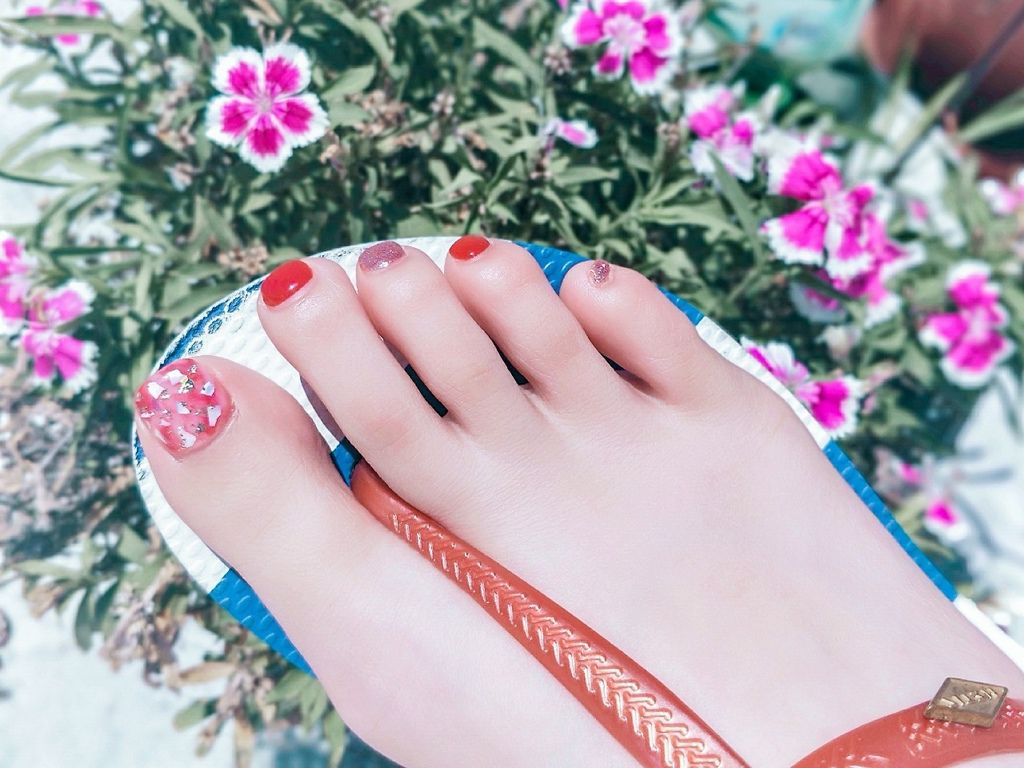 2020 2019 腳指甲 美甲款式推薦 紅色美甲 玫瑰金美甲 渲染貝殼 芙韻美甲 西門町美甲店_190831_9.jpg 2020 2019 腳指甲 美甲款式推薦 紅色美甲 玫瑰金美甲 渲染貝殼 芙韻美甲 西門町美甲店_190831_9.jpg