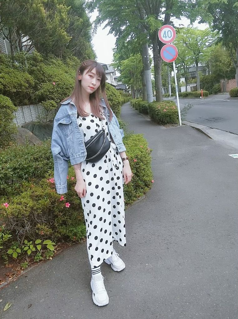 APPLIE 包包評價 推薦款式 Bobby 鎖鏈斜背腰包 浪跡天涯旅行袋 放置行李箱上 防水包包_190929_1.jpg APPLIE 包包評價 推薦款式 Bobby 鎖鏈斜背腰包 浪跡天涯旅行袋 放置行李箱上 防水包包_190929_1.jpg