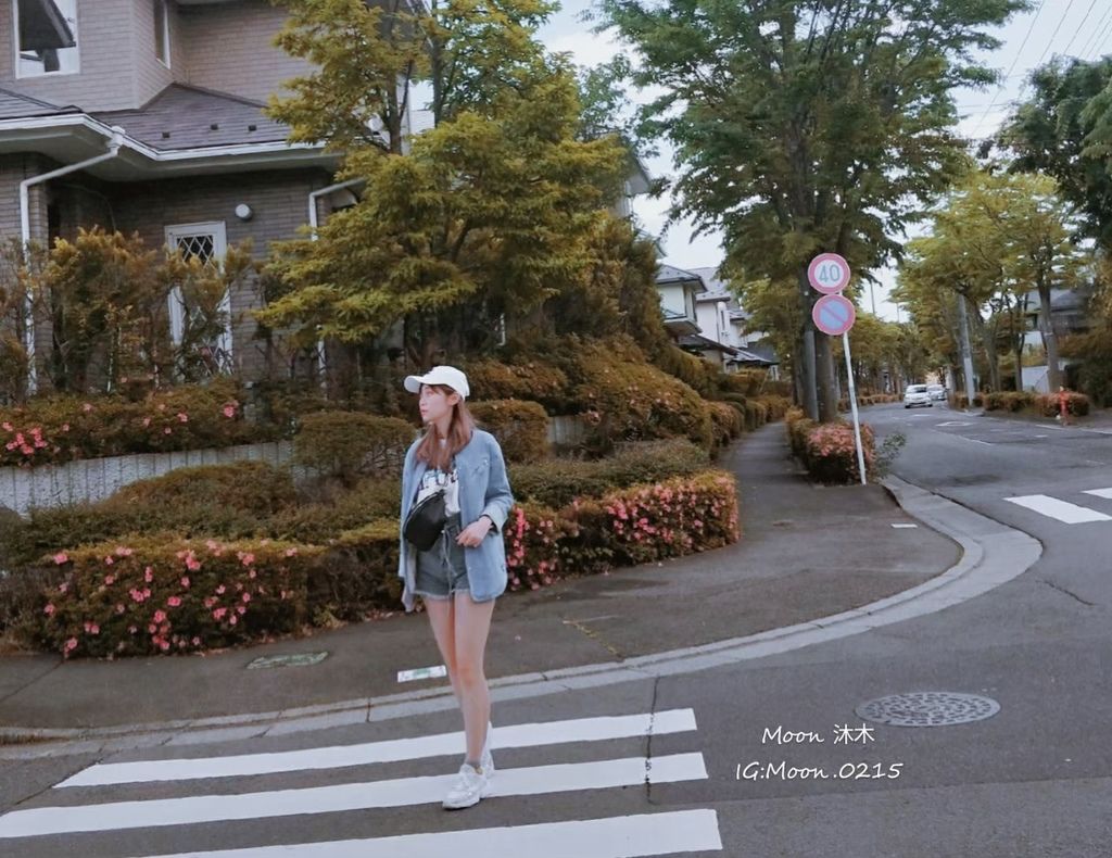 APPLIE 包包評價 推薦款式 Bobby 鎖鏈斜背腰包 浪跡天涯旅行袋 放置行李箱上 防水包包_190929_7.jpg APPLIE 包包評價 推薦款式 Bobby 鎖鏈斜背腰包 浪跡天涯旅行袋 放置行李箱上 防水包包_190929_7.jpg