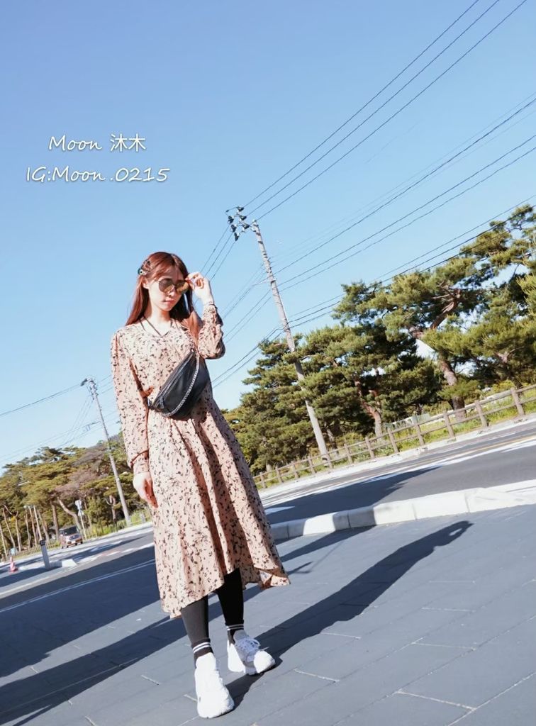 APPLIE 包包評價 推薦款式 Bobby 鎖鏈斜背腰包 浪跡天涯旅行袋 放置行李箱上 防水包包_190929_11.jpg APPLIE 包包評價 推薦款式 Bobby 鎖鏈斜背腰包 浪跡天涯旅行袋 放置行李箱上 防水包包_190929_11.jpg