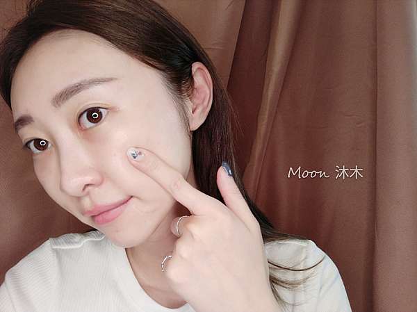 醫美後保養品推薦 Adele 雅岱 保養品 評價推薦 頂級黃金蜂王乳精華霜_200422_0033.jpg 醫美後保養品推薦 Adele 雅岱 保養品 評價推薦 頂級黃金蜂王乳精華霜_200422_0033.jpg
