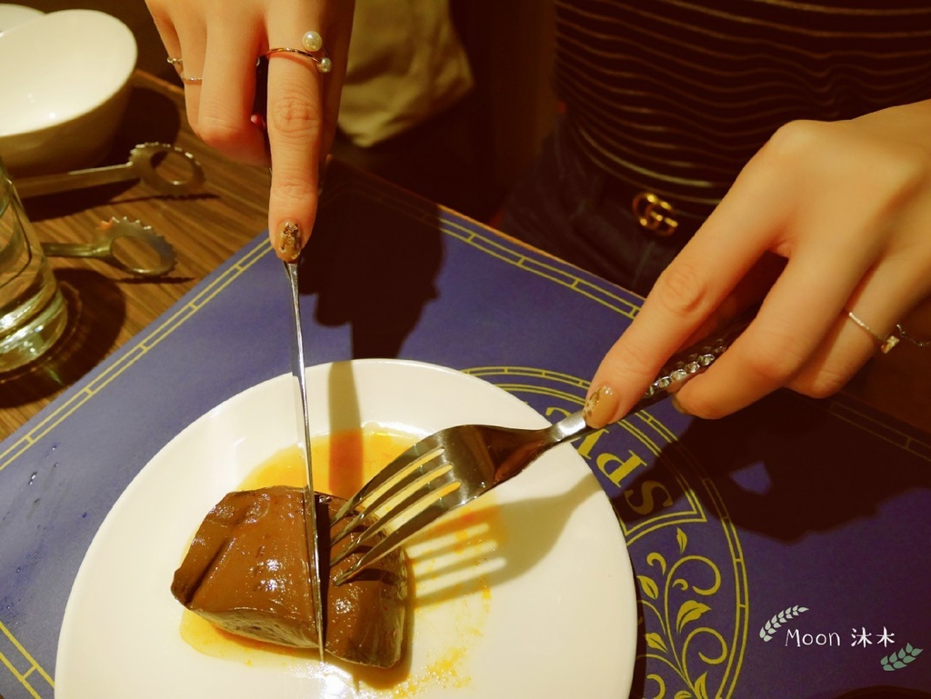 芳朵法式麻辣鍋 麻辣鍋推薦台北 龍蝦 生食級干貝 A5和牛 火鍋推薦 聚會推薦餐廳_200919_56.jpg 芳朵法式麻辣鍋 麻辣鍋推薦台北 龍蝦 生食級干貝 A5和牛 火鍋推薦 聚會推薦餐廳_200919_56.jpg