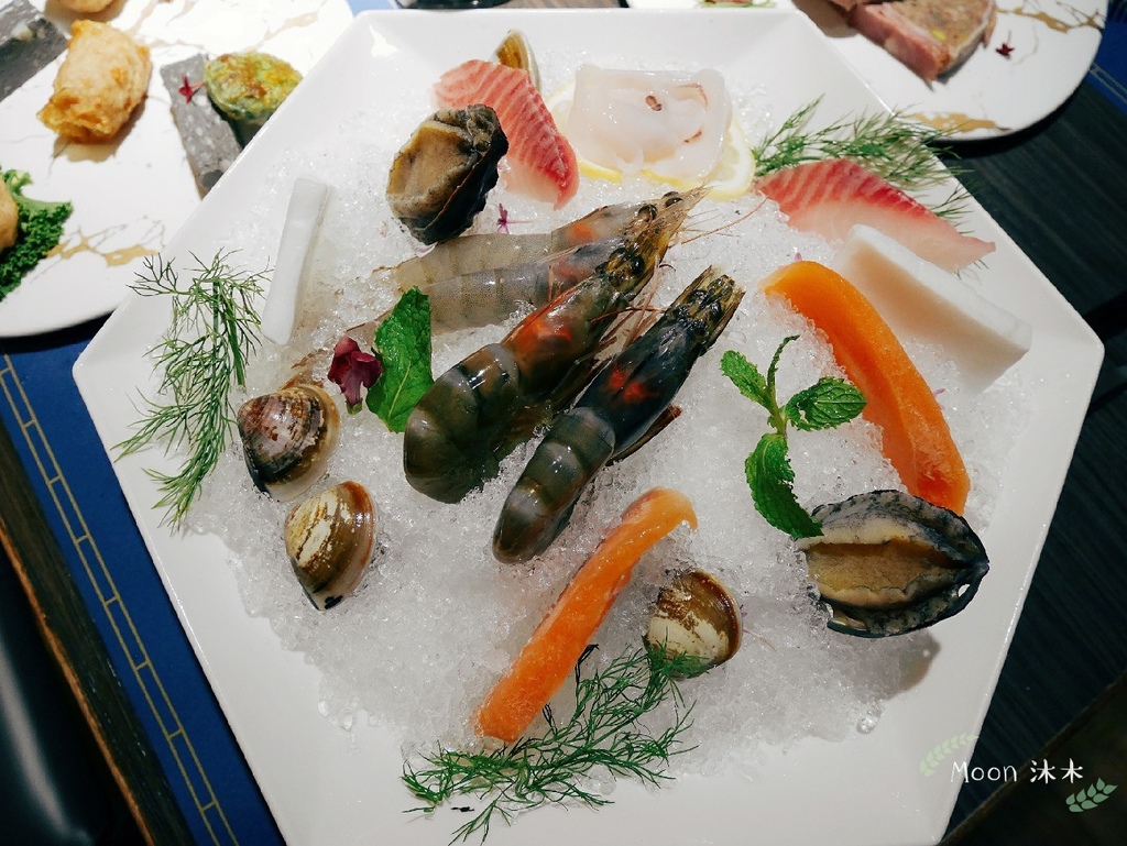 芳朵法式麻辣鍋 麻辣鍋推薦台北 龍蝦 生食級干貝 A5和牛 火鍋推薦 聚會推薦餐廳_200919_57.jpg 芳朵法式麻辣鍋 麻辣鍋推薦台北 龍蝦 生食級干貝 A5和牛 火鍋推薦 聚會推薦餐廳_200919_57.jpg