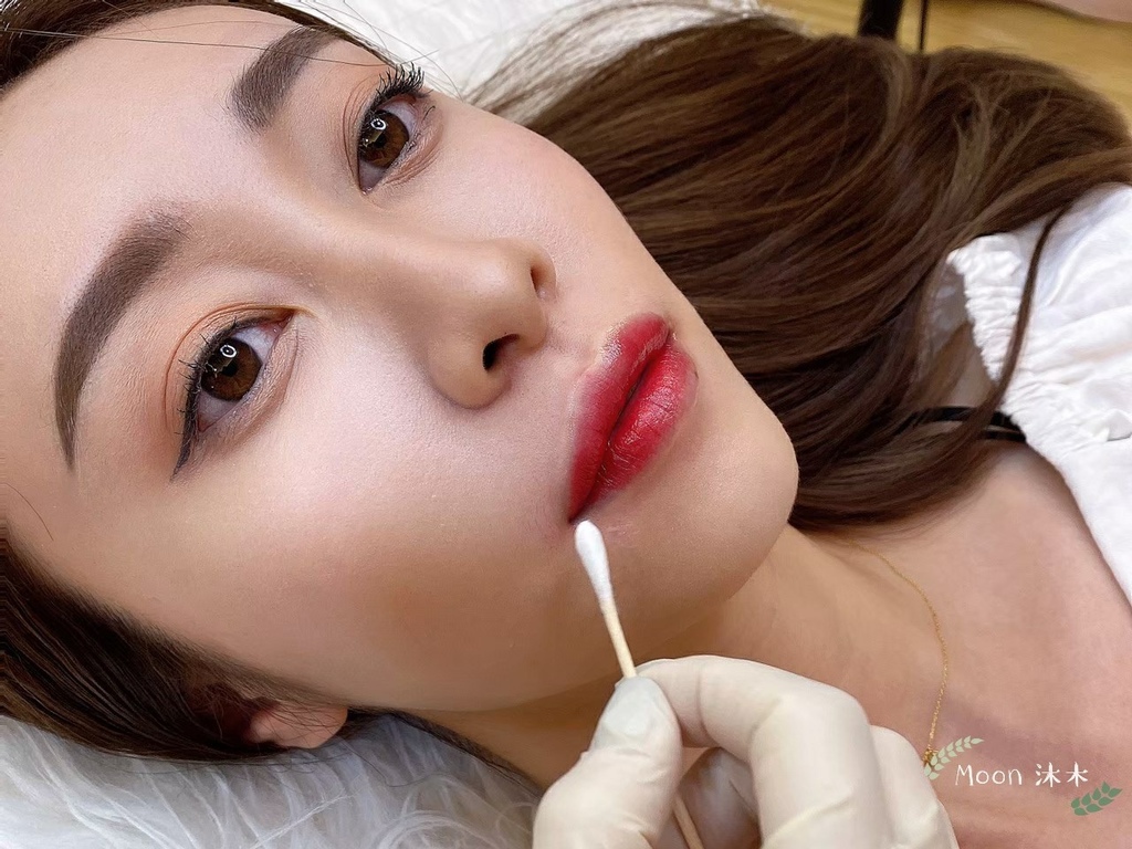 霧唇照顧 不腫霧唇 推薦 水晶唇 花瓣唇 繡唇 紋唇 霧唇顏色 韓式半永久 紋繡 東區台北霧_49.jpg 霧唇照顧 不腫霧唇 推薦 水晶唇 花瓣唇 繡唇 紋唇 霧唇顏色 韓式半永久 紋繡 東區台北霧_49.jpg