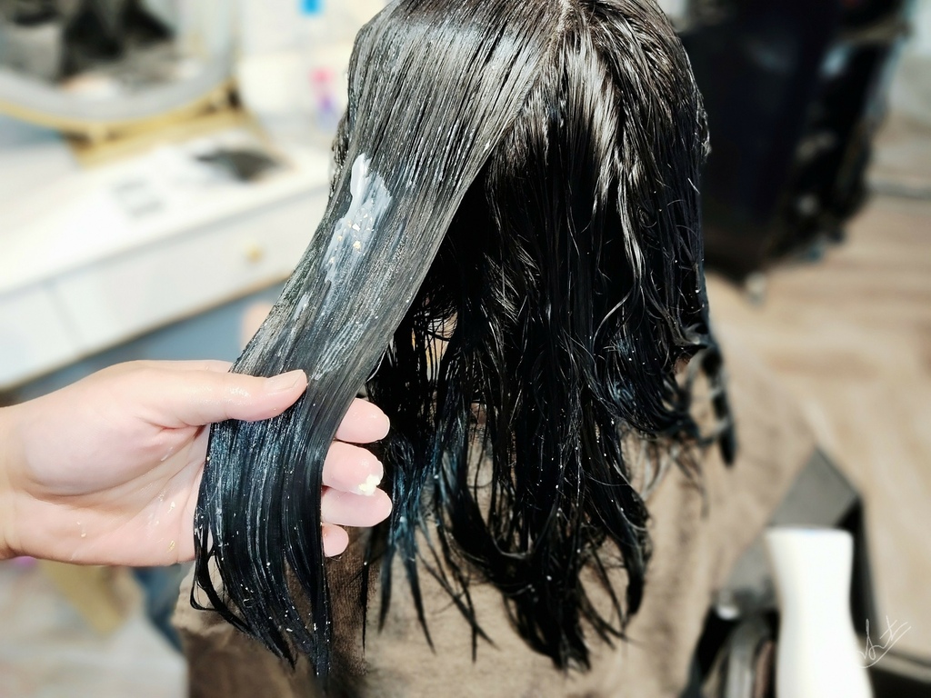 2021髮色秋 Azone髮廊 寶貝店 板橋染髮推薦 板橋燙髮推薦 板橋剪髮推薦 板橋府中染髮推薦_2_27.jpg 2021髮色秋 Azone髮廊 寶貝店 板橋染髮推薦 板橋燙髮推薦 板橋剪髮推薦 板橋府中染髮推薦_2_27.jpg