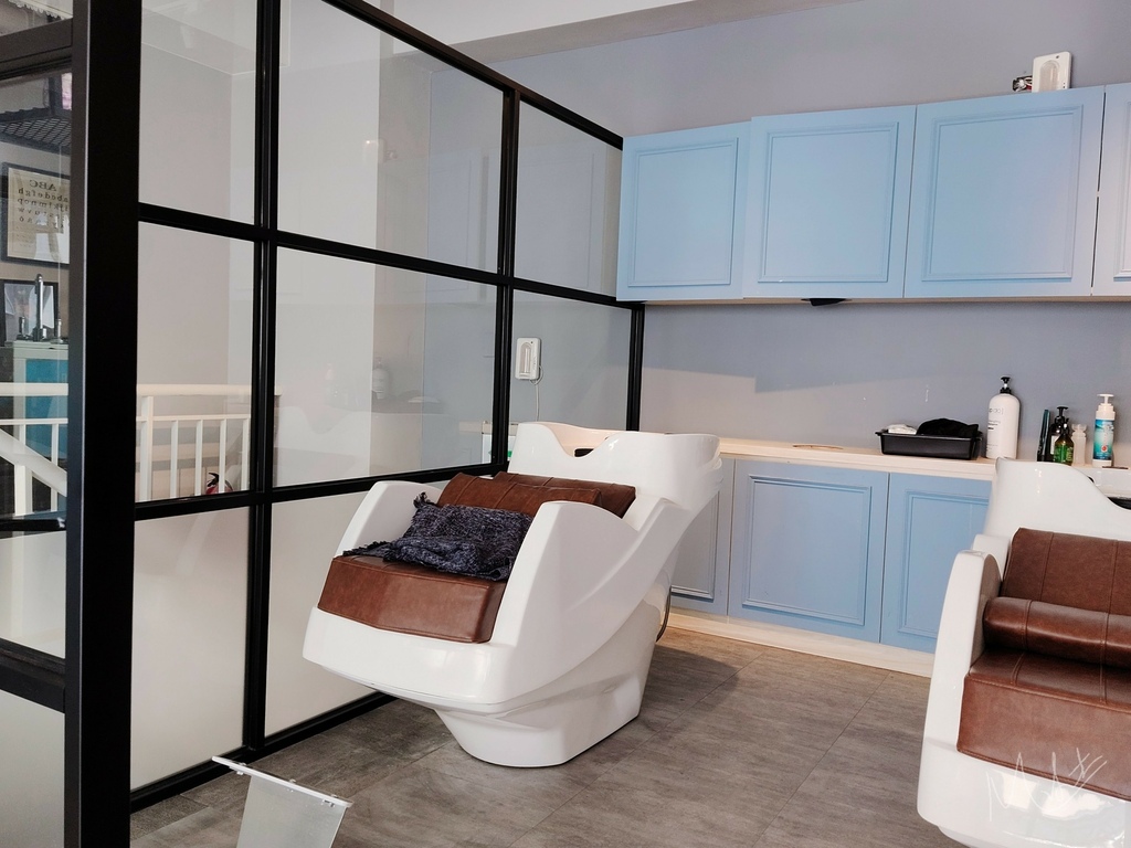 2021髮色秋 Azone髮廊 寶貝店 板橋染髮推薦 板橋燙髮推薦 板橋剪髮推薦 板橋府中染髮推薦_2_40.jpg 2021髮色秋 Azone髮廊 寶貝店 板橋染髮推薦 板橋燙髮推薦 板橋剪髮推薦 板橋府中染髮推薦_2_40.jpg