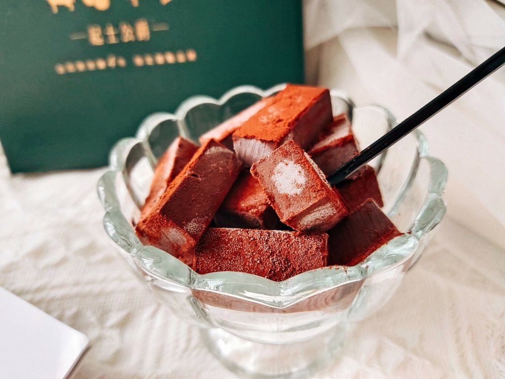 LINE_ALBUM_生巧克力_220207_1.jpg LINE_ALBUM_生巧克力_220207_1.jpg