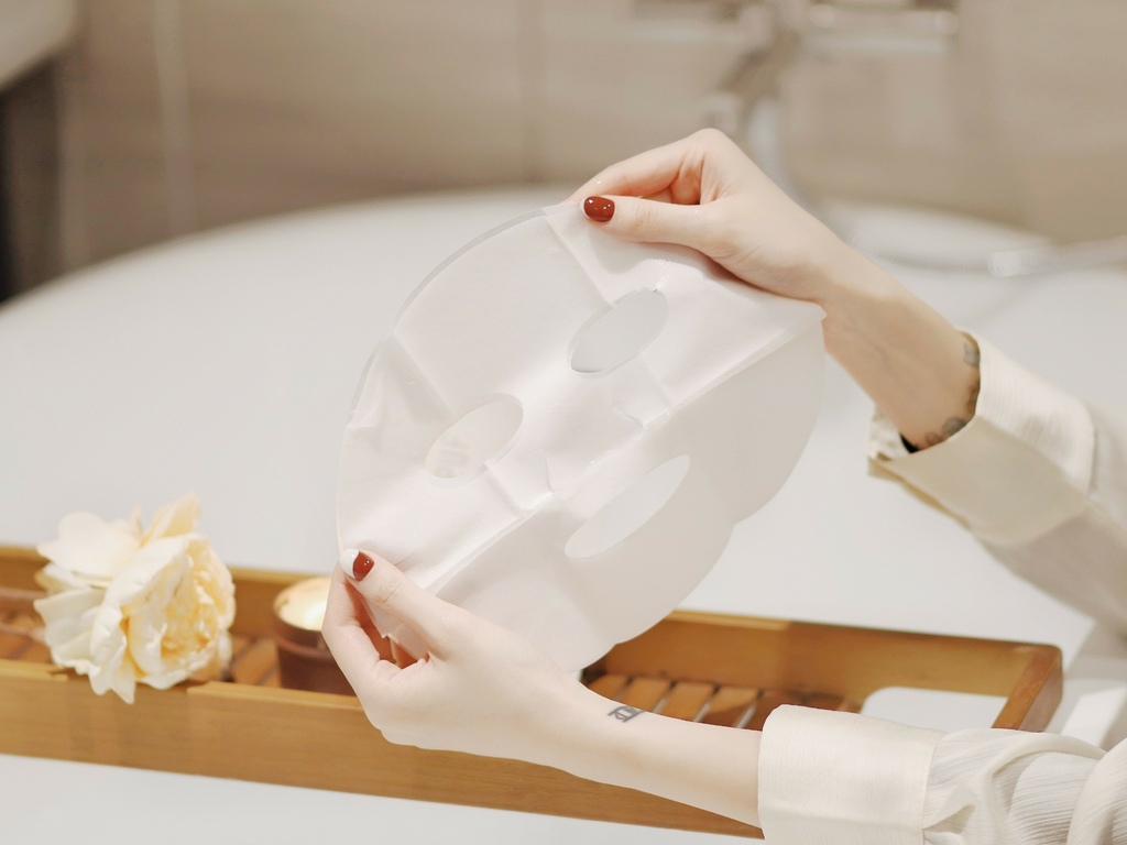 LINE_ALBUM_更新 茵蝶保養品好用嗎?精華液安瓶推薦 霈方 茵蝶 玻尿酸恆潤保濕面膜 玻尿酸_25.jpg LINE_ALBUM_更新 茵蝶保養品好用嗎?精華液安瓶推薦 霈方 茵蝶 玻尿酸恆潤保濕面膜 玻尿酸_25.jpg