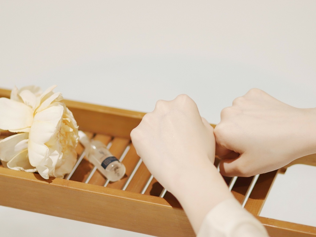 茵蝶保養品好用嗎?精華液安瓶推薦 霈方 茵蝶 玻尿酸恆潤保濕面膜 玻尿酸_30