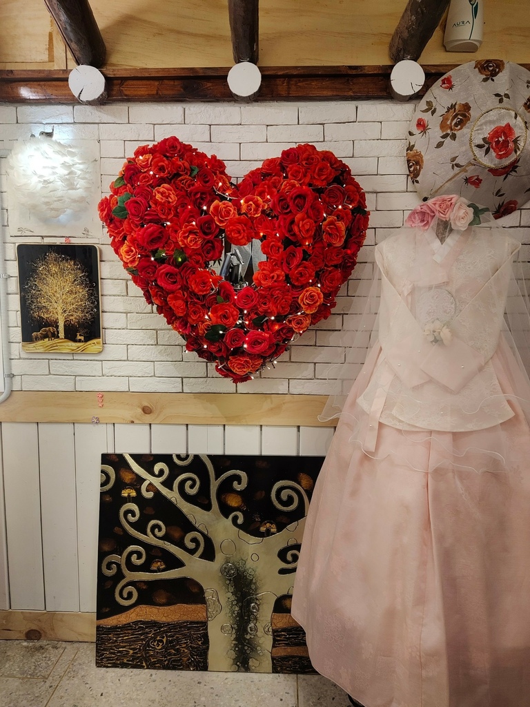 LINE_ALBUM_202301韓國_240213_5.jpg LINE_ALBUM_202301韓國_240213_5.jpg