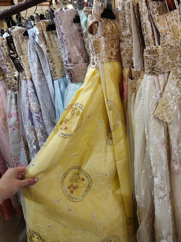 精緻評價韓服體驗首爾韓服出租景福宮韓服安國站韓服_安國站23出口 韓服出租25000女_240213_21 精緻評價韓服體驗首爾韓服出租景福宮韓服安國站韓服_安國站23出口 韓服出租25000女_240213_21