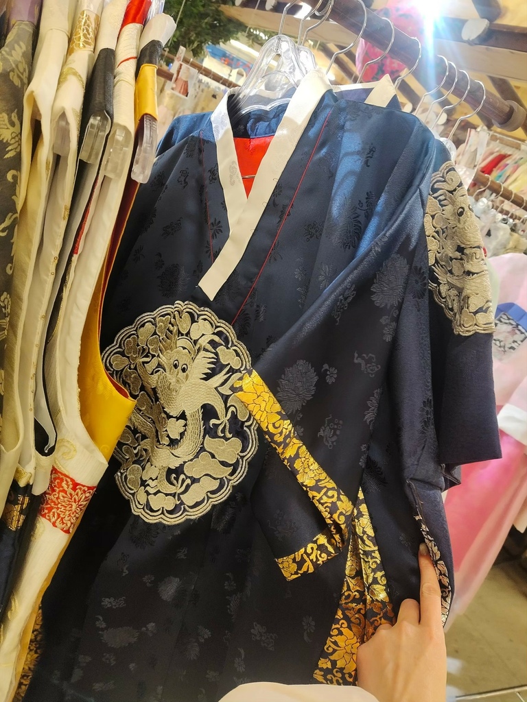 精緻評價韓服體驗首爾韓服出租景福宮韓服安國站韓服安國站23出口 韓服出租25000女_240213_27 精緻評價韓服體驗首爾韓服出租景福宮韓服安國站韓服安國站23出口 韓服出租25000女_240213_27