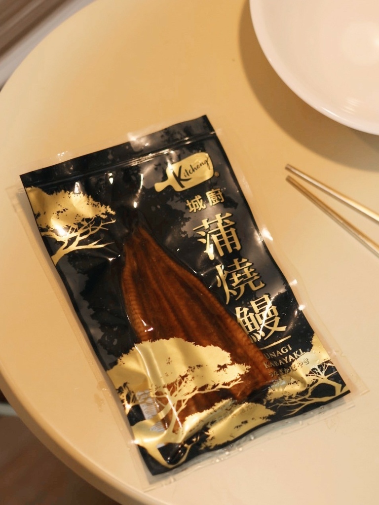 宅配美食城厨蒲烧鳗日本师傅传承超过 40 年的独家秘制蒲烧酱汁!让你在家就能做出美味的鳗鱼饭鳗鱼寿司!2024618_240618_1 (2).jpg
