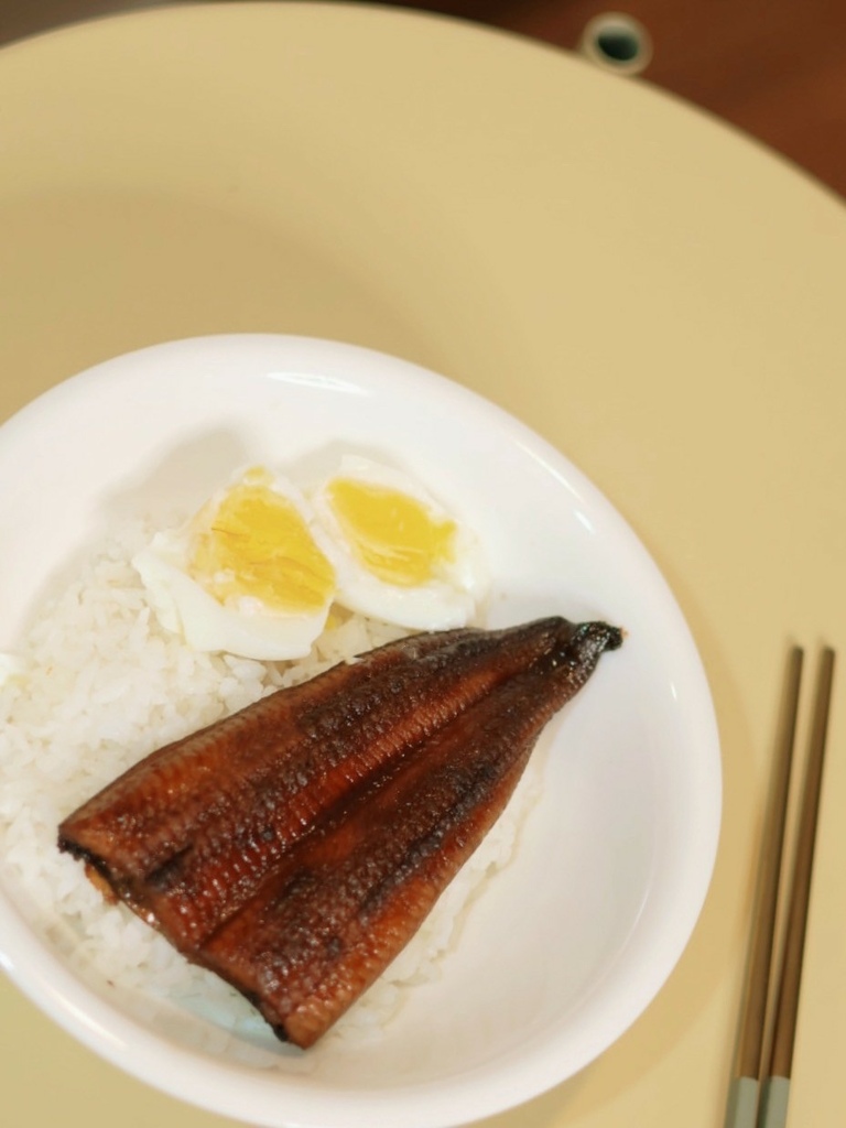 宅配美食城厨蒲烧鳗日本师傅传承超过 40 年的独家秘制蒲烧酱汁!让你在家就能做出美味的鳗鱼饭鳗鱼寿司!2024618_240618_1 (3).jpg