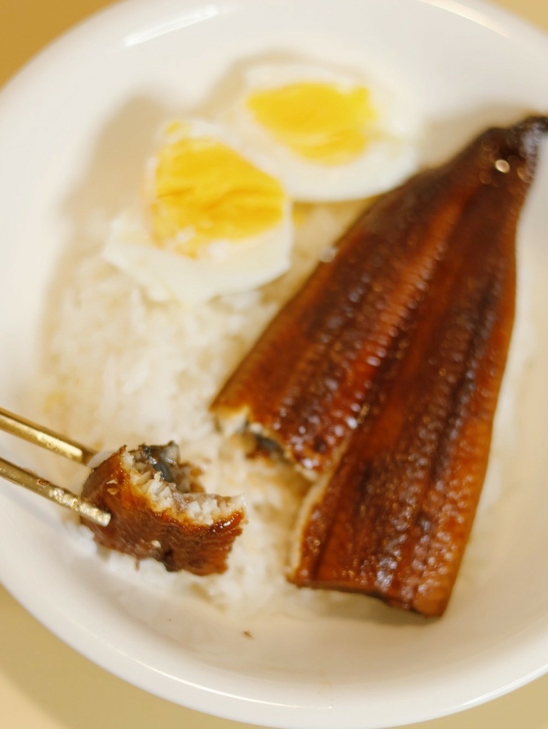 宅配美食城厨蒲烧鳗日本师傅传承超过 40 年的独家秘制蒲烧酱汁!让你在家就能做出美味的鳗鱼饭鳗鱼寿司!2024618_240618_1 (4).jpg